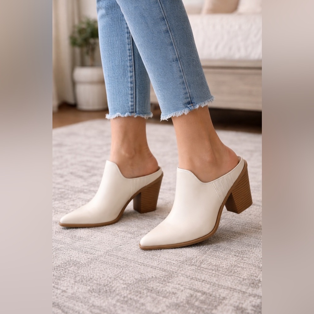 Irezria2 Cream Pointed Toe Mule Heels – Size 7.5M – Never Worn